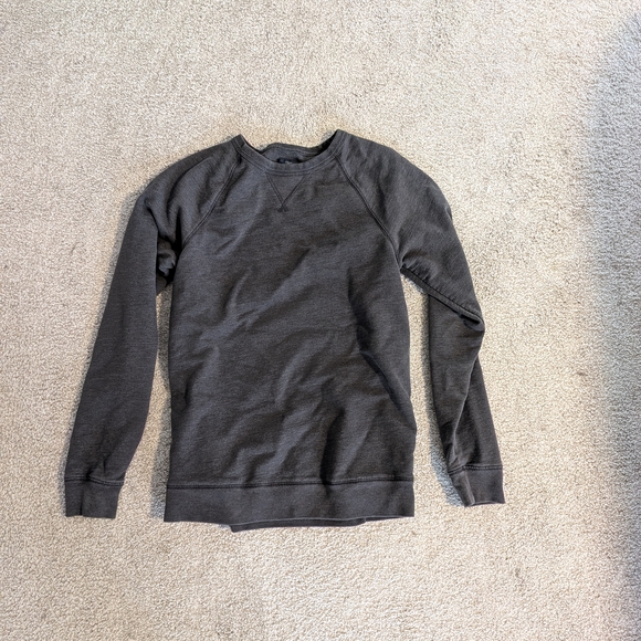 Men's Gray Crew Neck Sweater - Picture 1 of 2